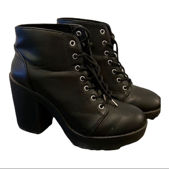 Black ankle  boots - Picture 4 of 4